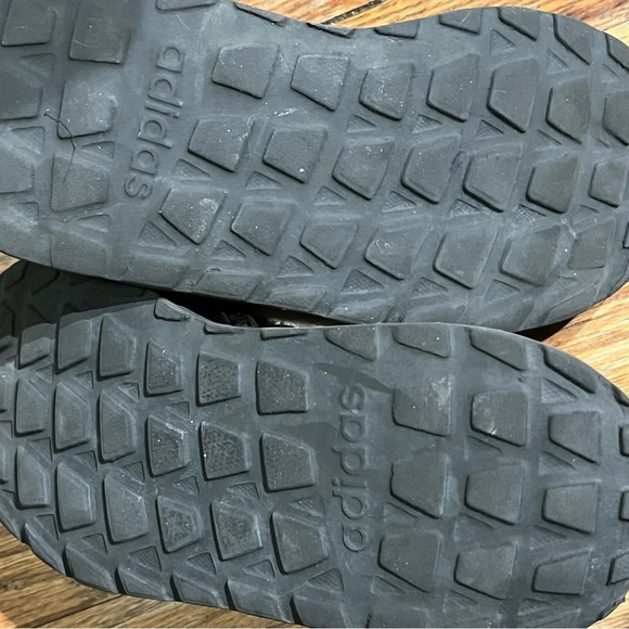 Kids black adidas mesh lace up athletic shoes - Picture 7 of 9